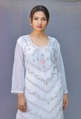 Royal Zari Embroidered Pakistani Suit